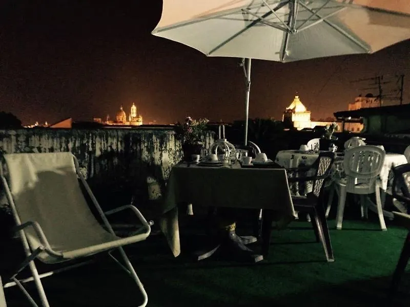 *** Bed & Breakfast B&B Camelot Palermo Italy