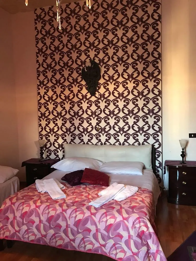 B&B Camelot Palermo 3*,  Italy