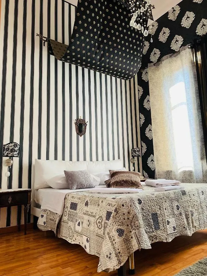 B&B Camelot Palermo 3*,  Italy